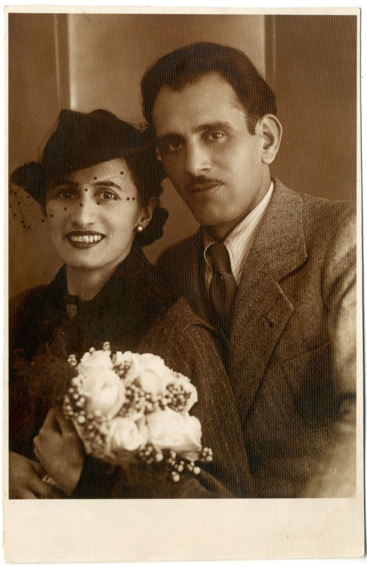 Immagine di copertina - Perlow, Mira