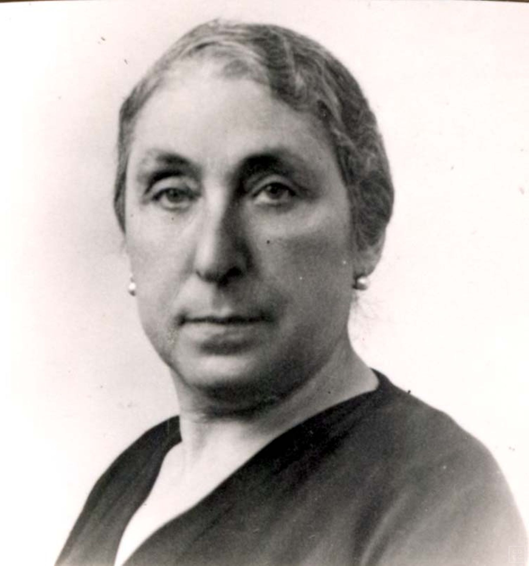 Immagine di copertina - Momigliano, Ester Tranquilla